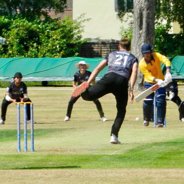 Morgan Ward batting for Shropshire against Worcestershire