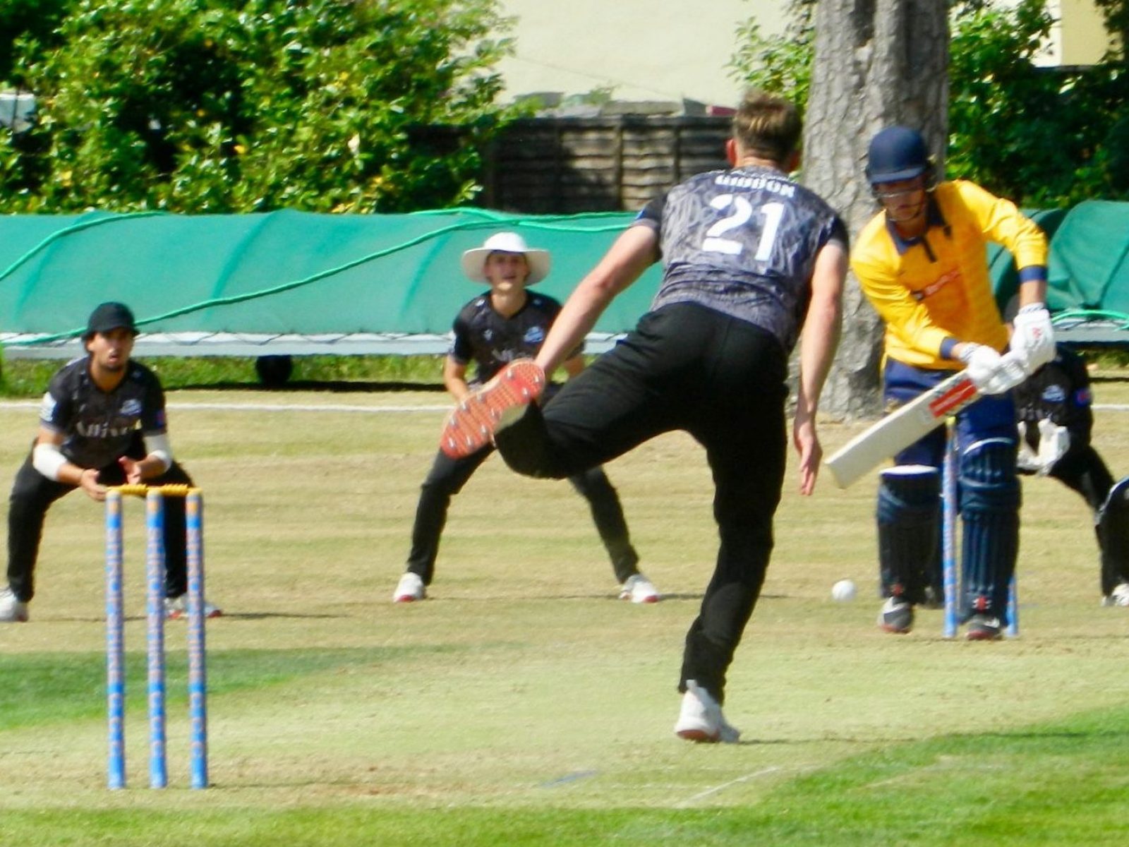 Morgan Ward batting for Shropshire against Worcestershire